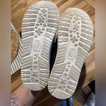 Hey Dude  women’s slip on loafer shoes sz 7 Photo 1