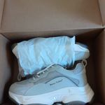 Beau Today Women's Chunky Sneaker, color Beige, size 8.5, NWT Silver Photo 9