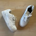 Reebok  Classic White Athletic Shoes steel toe Size W8/M6 Photo 0