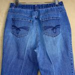 Christopher & Banks Christoper & Banks Women's Classic Fit Blue Denim Capri Jeans Comfort Size 8 EUC Photo 4