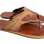 Handmade Tooled Leather Unisex Flat Sandals Tan Size 12.5 Photo 5