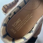 Toms  Light Brown Grey Slip-On Loafers 6.5 Photo 4