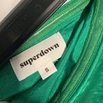 superdown  ASSYMETRICAL SATIN STRAPLESS BLOUSE EMERALD GREEN SMALL Photo 1