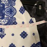 Iz Byer Silky top Photo 2