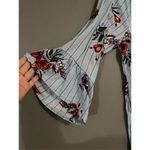 New York Laundry  Blue Red Floral Print Bell 3/4 Sleeve Scoop Neck Top 1X Photo 2