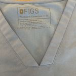 FIGS  Casma Three-Pocket Scrub Top™ Photo 1
