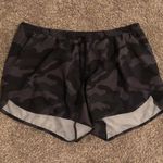 Old Navy Active Shorts Photo 0