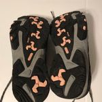 Hi-Tec   women’s walking trail shoes size 6 Photo 6