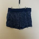 Athleta  Trekkie‎ North Printed Short Size 18 Photo 3