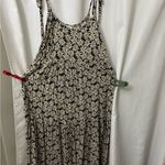 Carly Jean Los Angeles  Daisy Print Maxi Dress Photo 1
