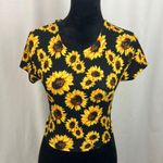 Faded Rose short sleeve cropped sunflowers top woman’s size large Yellow Photo 0