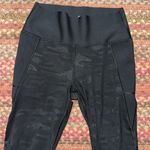 Gap  FIT SCULPT REVOLUTION BLACK MESH CAMO TIGHTS Photo 2