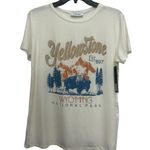Gilli Yellowstone National Park Wyoming Graphic Tee Size Medium NWT White Photo 0