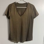 Lululemon  Women's Olive Brown V-Neck T-Shirt Size Small Photo 4