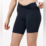 Lululemon  Wunder Train High-Rise Shorts 6” True Navy Size 6 Like New Photo 4