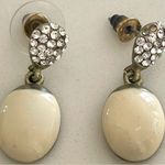 Boutique 1 pair of small oval vanilla dangle earrings 2.5cm Photo 2