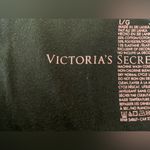 Victoria's Secret Victoria’s Secret black cut out Capri yoga pants size L Photo 4