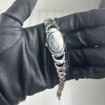 Gucci Womenโs Silver Stainless Steel Quartz Watch โ Black Oval Dial Photo 3