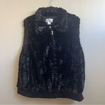 Alfred Dunner  black faux fur vest Size L Photo 2