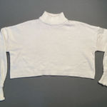 Elenza by L&L‎ white boxy turtleneck sweater, cropped, long sleeve.sz sm Photo 0
