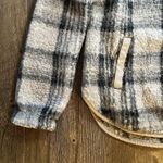 Abercrombie & Fitch Abercrombie &‎ Fitch Soft Collection Quarter Zip High Pile Sherpa Pullover Small Photo 3