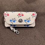 Coach Sunglass Case With Floral Print CU213 Photo 0
