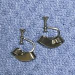 Vintage Sterling and Emerald Green Screw Back Earrings Silver Photo 1