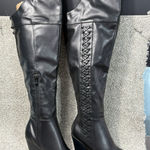 Women's Black Knee Photo 0