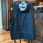 Under Armour  Black Windbreaker Pullover Vest Zip Neck Loose Fit Womens Medium Photo 1