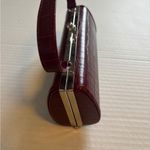 MAROON CROC EMBOSSED VEGAN LEATHER HAND BAG FUN AND FABULOUS KISS LOCK CLOSURE Red Photo 3