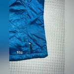 The North Face  550 Puffer Vest Size M Photo 2