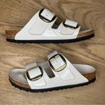 Birkenstock  Arizona Big Buckle High Shine Sandals Ivory Patent Leather Size 39/8 Photo 8