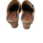 Frye  women’s Charlotte distressed leather harness ring wedge clogs Sz. 9M Brasil Photo 3