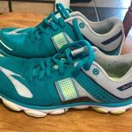Brooks โ๏ธ๐
บ pure flow size 7 Photo 0