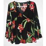 Cha Cha Vente Red and Black Floral V Photo 0