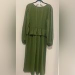 Eloquii  Green Midi Dress with V-Neck and Bishop Sleeves Photo 2