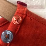 Quacker Factory  orange‎ v-neck buttons 3/4 sleeve Photo 4