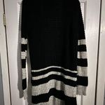 Rue 21 Cradigan Photo 1