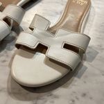Crown & Ivy  sz 8 Women's white  Slide Sandals Photo 2