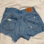 Levi's 501 Shorts Photo 2