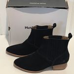 Hush Puppies  Sierra Chelsea Boot Black Suede Women's Size 7.5 Medium Photo 1