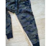Nike Dri Fit Jogging Women Small Green Camo Tapered Sweatpants Fleece Photo 2