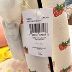 Coach NWT Mollie Bucket Bag in strawberry print cb601 Photo 5