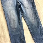 Tahari  Ella High Rise Jeans Light Wash size 8/29 Photo 0