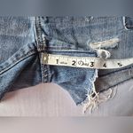 American Eagle  100% Cotton Women's Blue Distressed Denim Shorts Size‎ 10 Photo 4