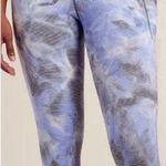 Athleta  Salutation Stash Pocket II Capri Leggings Tie Dye Merri Perri Size M Photo 0