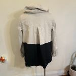 Women’s J. Jill Two Tone Hooded Jacket Sz S Tan and Black Color Block Photo 4