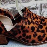 A Rider Girl Cheeta Ankle Boots Size 6 Slip On Ankle V Cut Stacked Leath… Photo 0