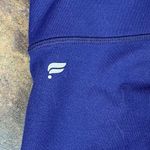 Fabletics  Athletic Wear Cropped Pants Medium Photo 6