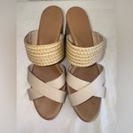 UGG  Women’s Adriana Platform Espadrille Style Wedge Cream Sandals Size 11 Photo 6